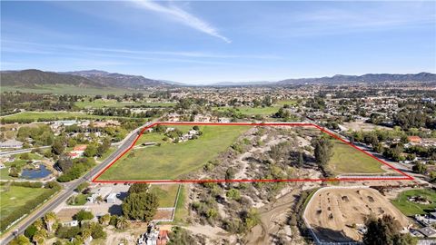 25070 Hayes Avenue Murrieta CA 92562