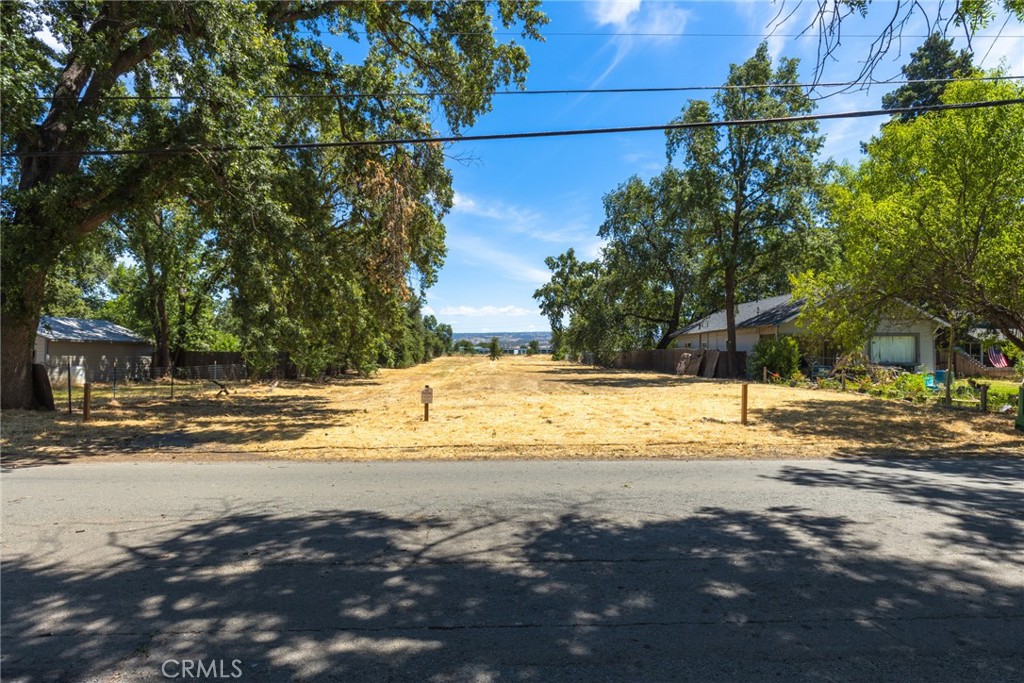 This expansive parcel of nearly 3 acres presents a golden opportunity for developers and investors alike. Situated on the north end of town, this land combines the serenity of suburban living with the convenience of urban amenities. With the expired PUD, there's an established precedent for development, streamlining the approval process for new plans. Any interested parties should check with the City of Chico to obtain information on getting approval reinstated.