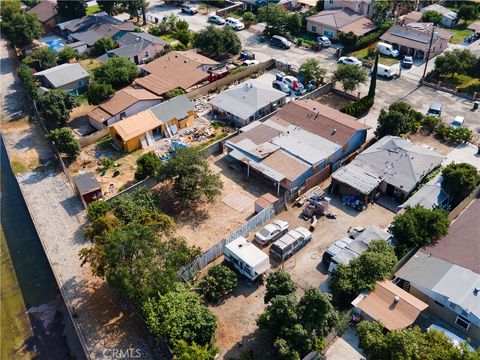 A home in Azusa