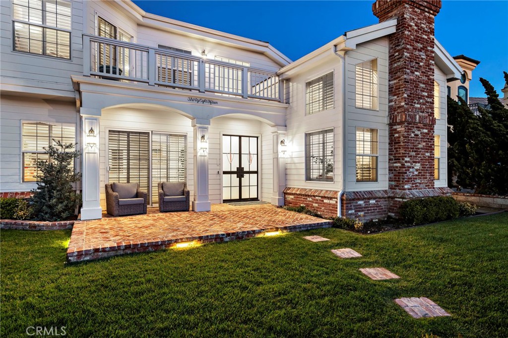 3815 Vista Blanca