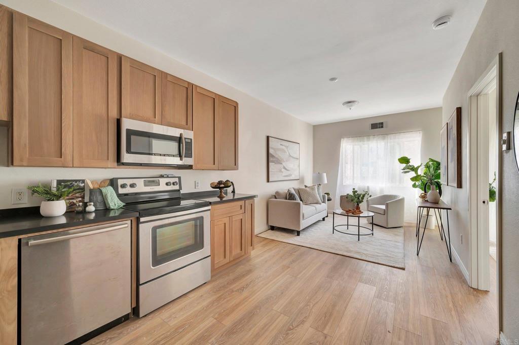 2650 BROADWAY Street 204
