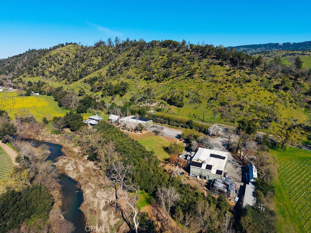 1001 Silverado Trail South