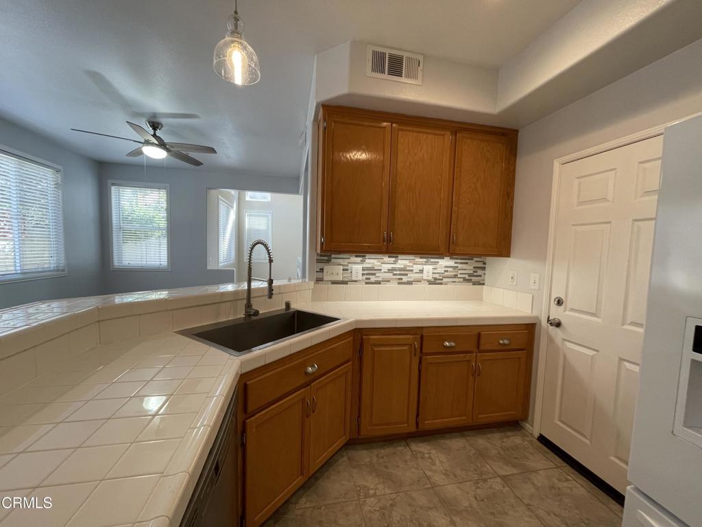 Seabreeze 2 - 530902 - Residential Lease