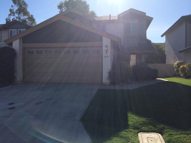 Move-in Special!! Move-in on or before 12/29/14 and receive January Rent FREE!! Welcoming Hillsborough home located on a Cul De Sac. This 1,649 sq. ft. , easy flowing floor plan, features 4 bedrooms, 2 1/2 baths, 2 car garage, and an inviting backyard. Enjoy the wonderful San Diego lifestyle this home offers in addition to the recreation facility which has two pools, basketball courts, play structures, and a fitness center all with gorgeous views. Don't miss out on this one! Neighborhoods: Hillsborough Complex Features: ,,, Sewer: Sewer Connected