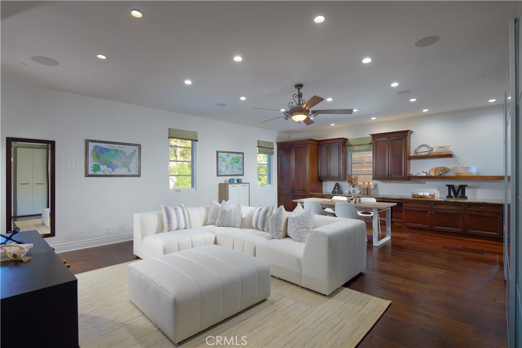 The Strand at Headlands (STRN) - Residential