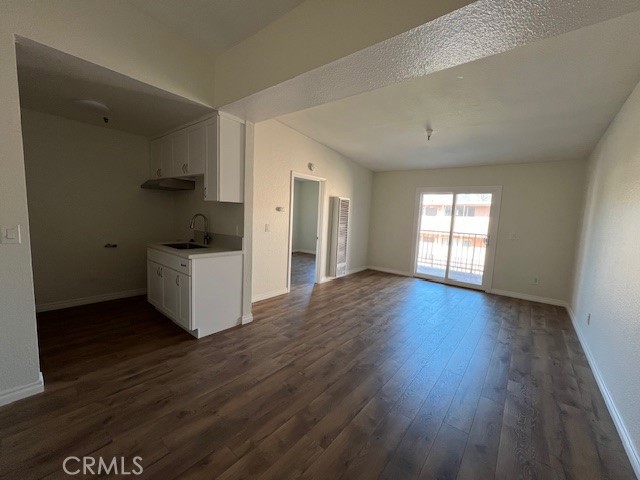 Introducing an exceptional opportunity to acquire Summit Apartments, a value-add property located in the desirable Villa Parke community of Pasadena.
5 units ready for immediate move in including 3 units fully remodeled and 9 units with long term tenants. This apartment building offers a combination of one- and two-bedroom units, featuring amenities such as new laminate wood flooring and private balconies. The property is situated in a gated community and includes a laundry room, covered parking, and copper plumbing. Built in 1989, this asset presents significant potential for rental income growth. The building includes 9 units with long-term, well-established tenants and 5 vacant units, each 1-bedroom, 1-bath. 3 of these vacant units have been fully renovated, boasting new floors, fresh paint, updated kitchens, and modern bathrooms allowing the new owner the flexibility to choose and put their own tenants in place right away.