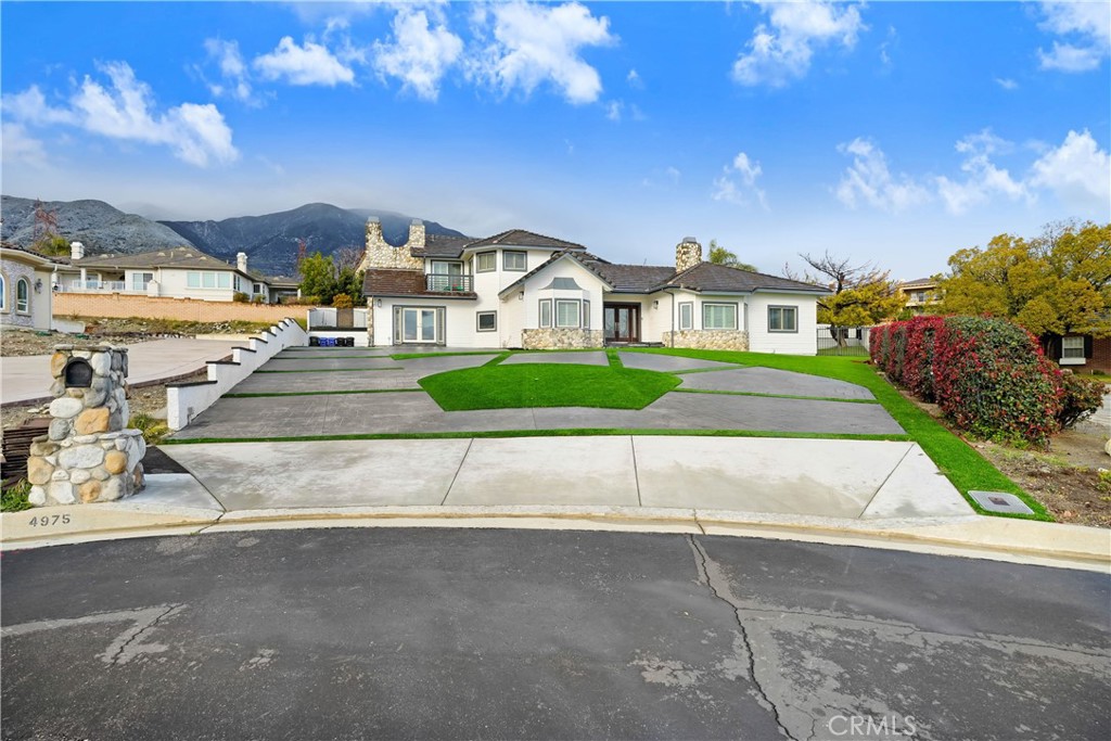 4975 Ginger Court