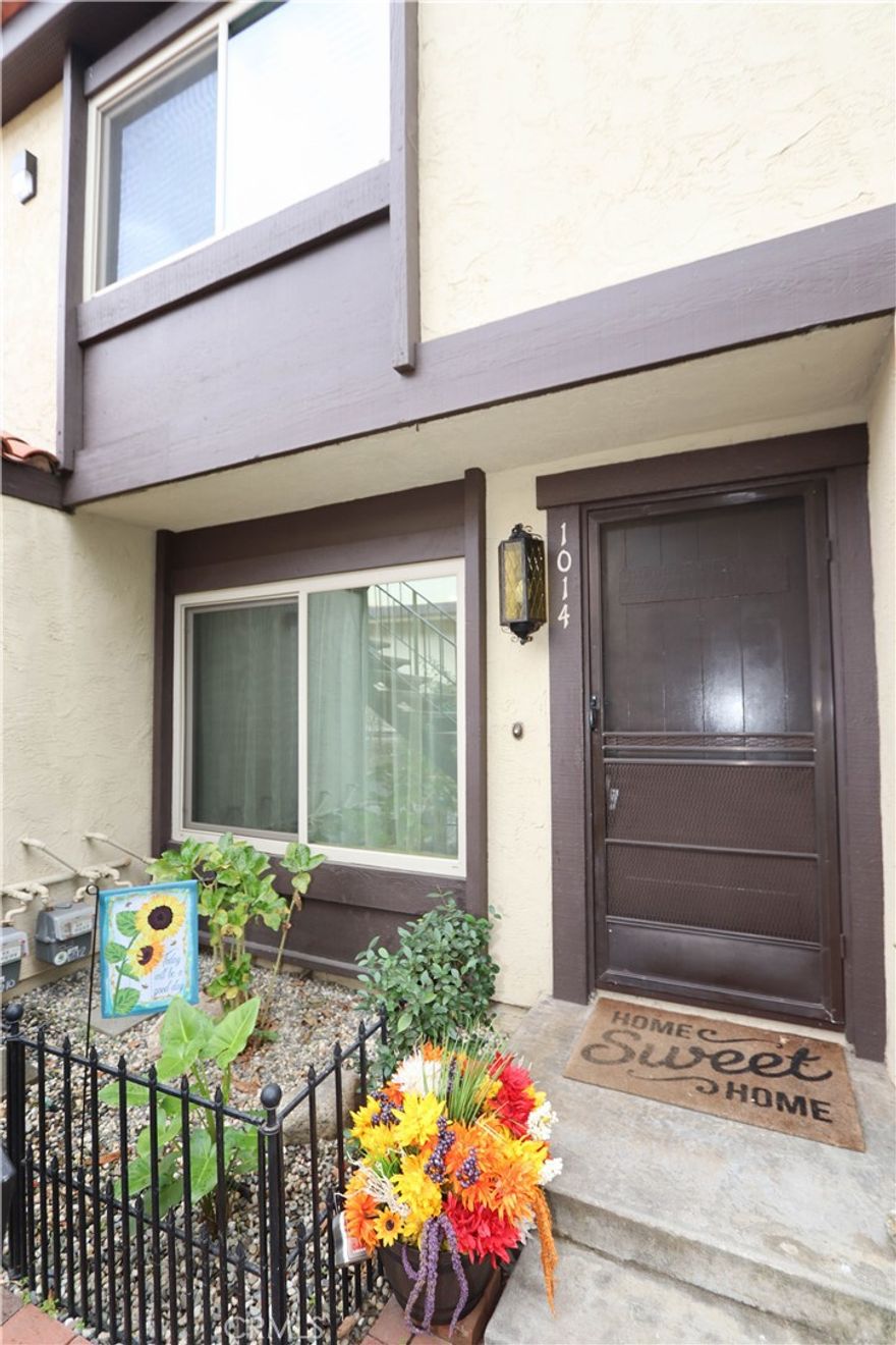 Newly remodeled 3 bedroom, 1.5 Bath townhouse located in a desirable area of North Duarte. Features include a spacious living area with new recessed lighting that is open to the dining area. New laminate flooring and interior paint throughout. Kitchen features include new cabinets, new quartz countertops, new pantry, tile flooring, recessed lighting and brand new stainless steel appliances. Central a/c and heat. There is a private patio with new sun shade sail. Parking includes 1 assigned space right off the patio and a 1-car garage. HOA amenities include water paid, trash paid, swimming pool, BBQ/picnic area, exterior maintenance and landscaping. Conveniently located near schools, parks, shopping and restaurants. Easy access to the 210 freeway. Vouchers welcome. Do not miss out!