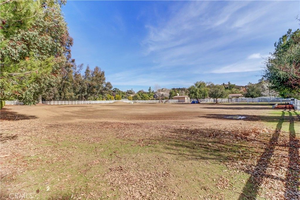 listing image 42