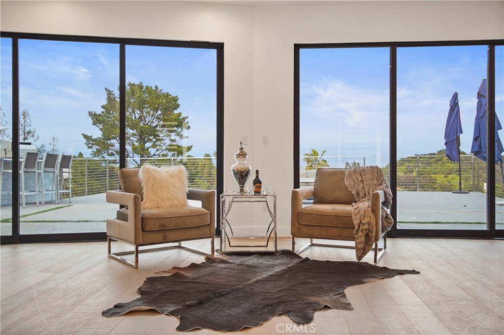 Properties 1 3064 Elvill Drive