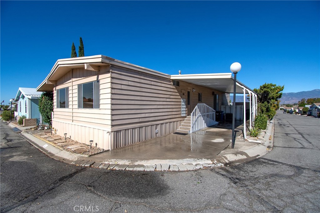 24414 University Avenue 13