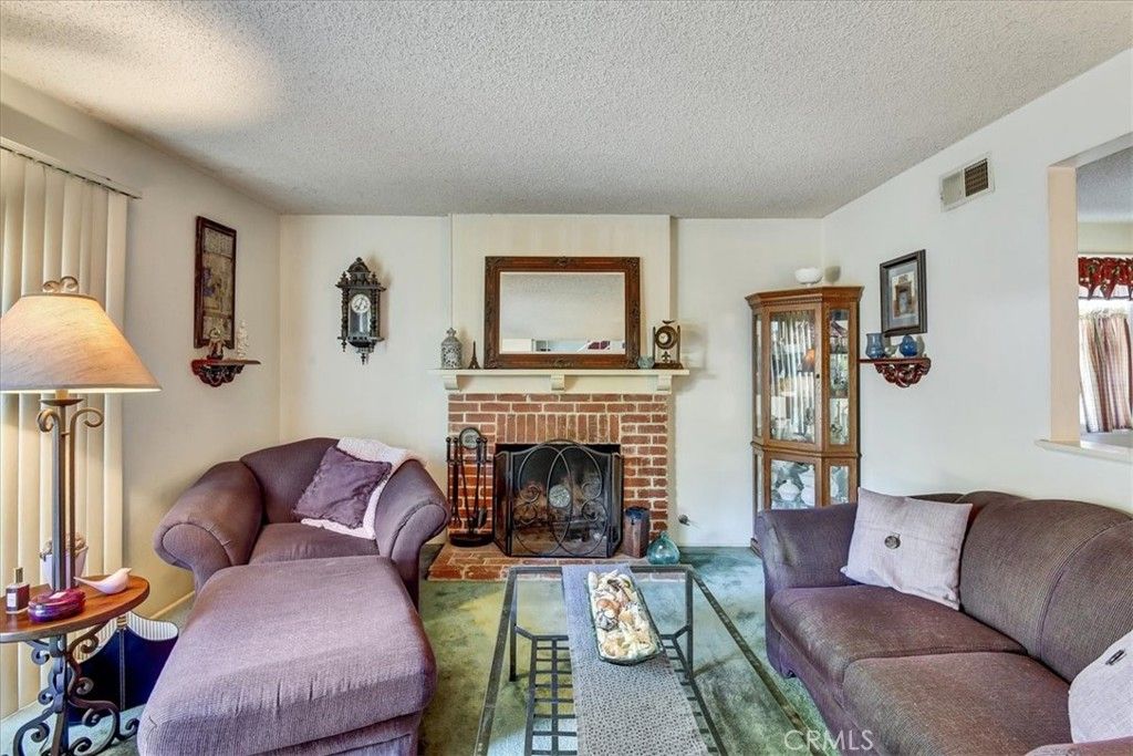 listing image 130726811396191654611