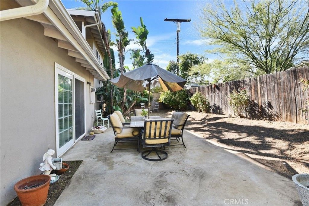 listing image 130724980278275715355