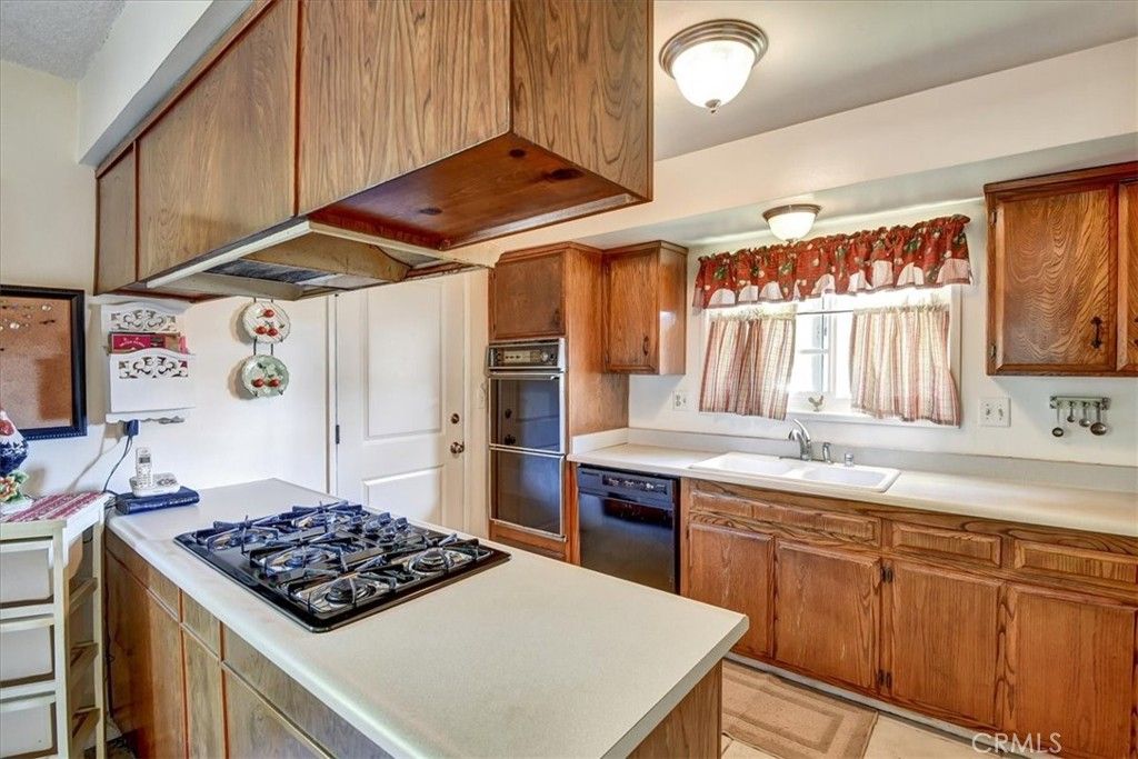 listing image 130720588537679641542