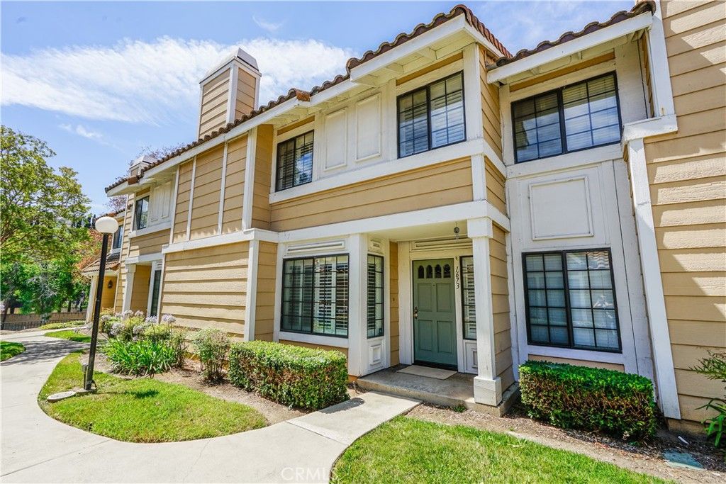 listing image 130723108927481015664