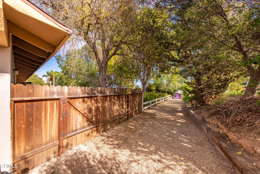 Las Posas Estates 3 - 0433 - Residential