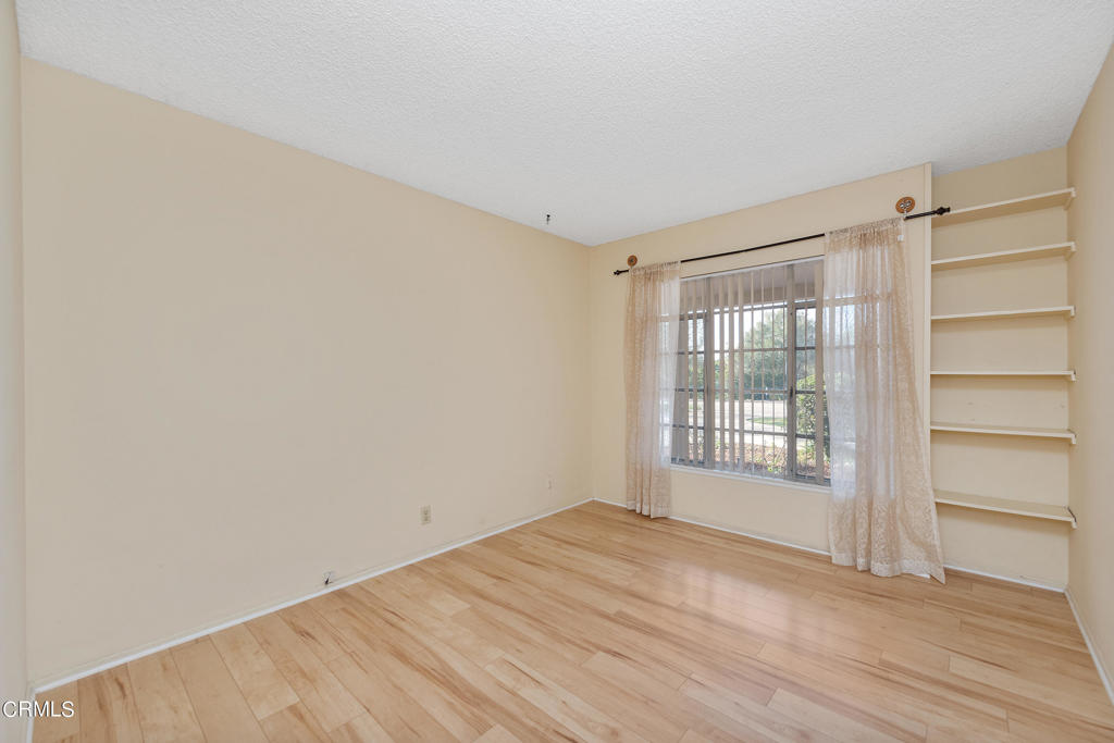 Las Posas Estates 3 - 0433 - Residential