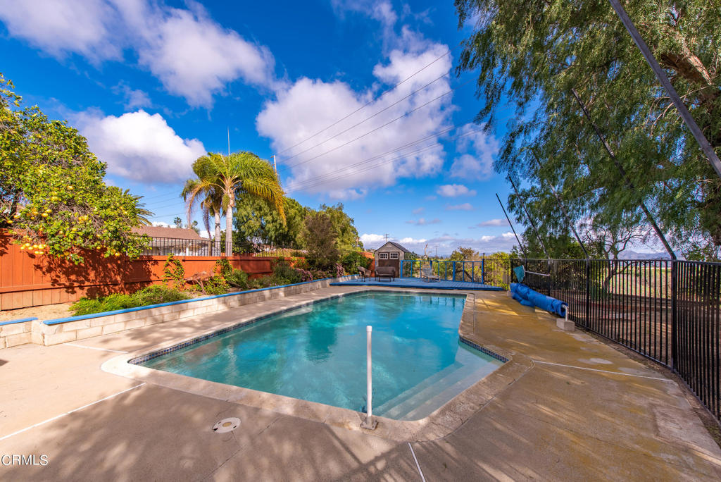 Las Posas Estates 3 - 0433 - Residential