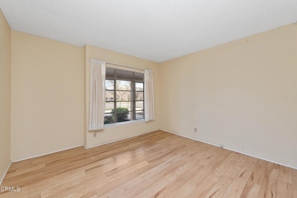 Las Posas Estates 3 - 0433 - Residential