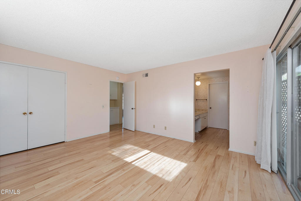 Las Posas Estates 3 - 0433 - Residential