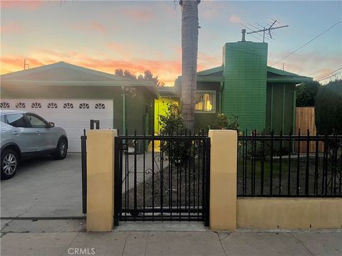 A home in Inglewood