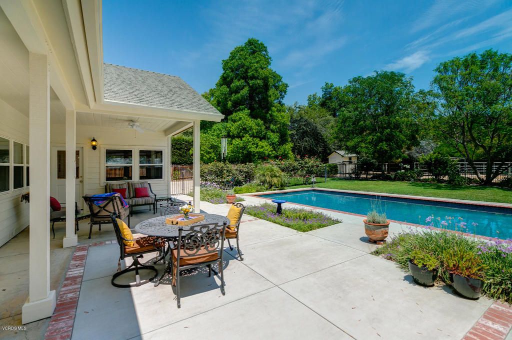 listing image 130726473540684845390