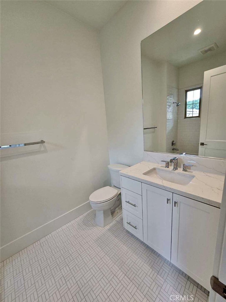 Groves Orchard Hills - Residential Lease