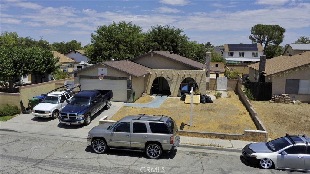 Photo 5 of 20 of 44736 Palm Vista Avenue house