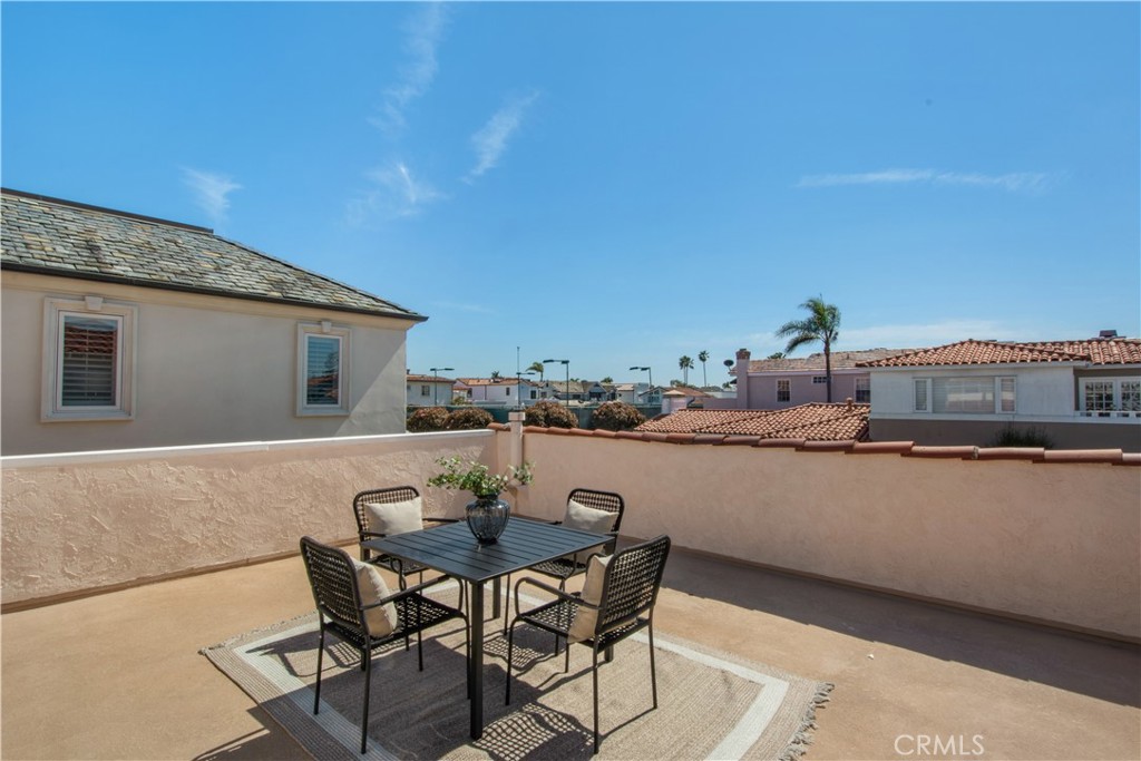 Lido Island (LIDO) - Residential