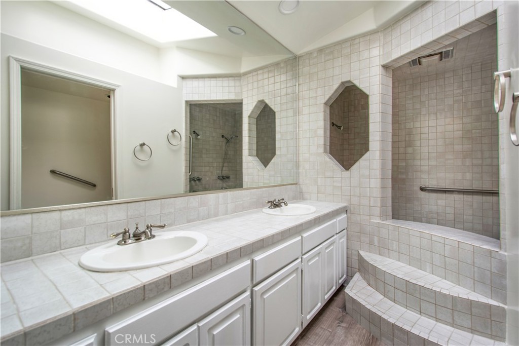 Lido Island (LIDO) - Residential