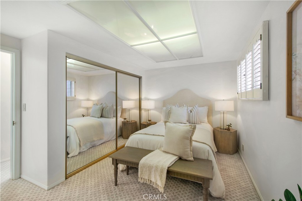 Lido Island (LIDO) - Residential