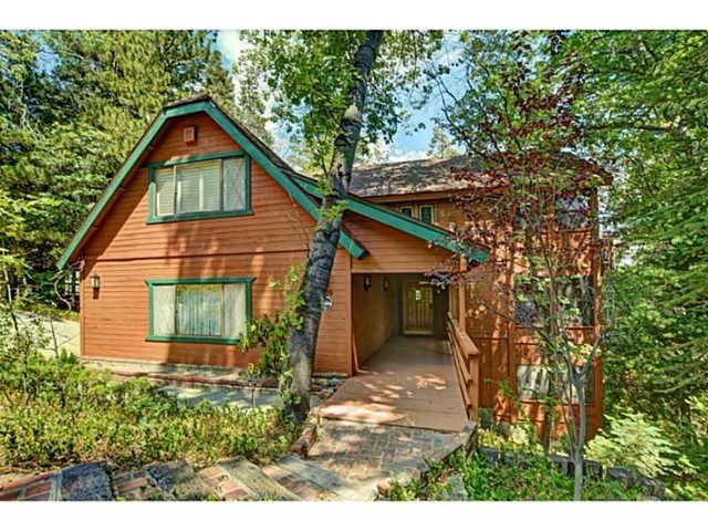 Arrowhead Woods - Residential