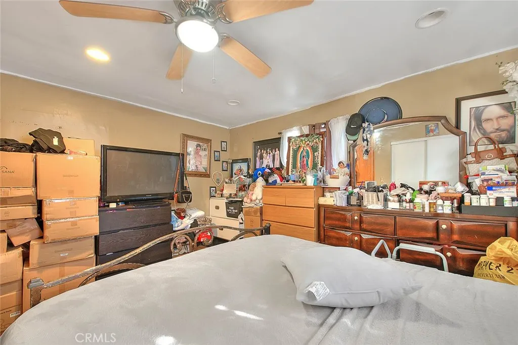 Los Angeles, California 90002, United States, ,Residential,Active,90322