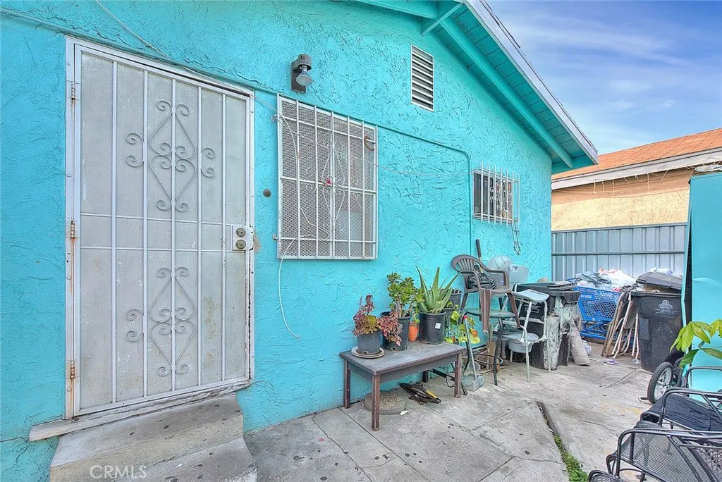 Los Angeles, California 90002, United States, ,Residential,Active,90322