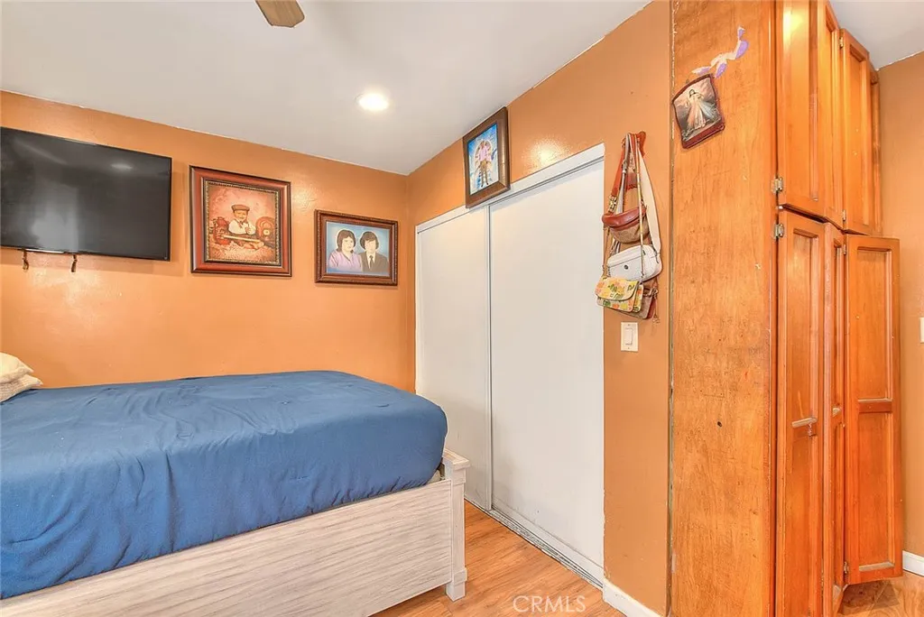 Los Angeles, California 90002, United States, ,Residential,Active,90322