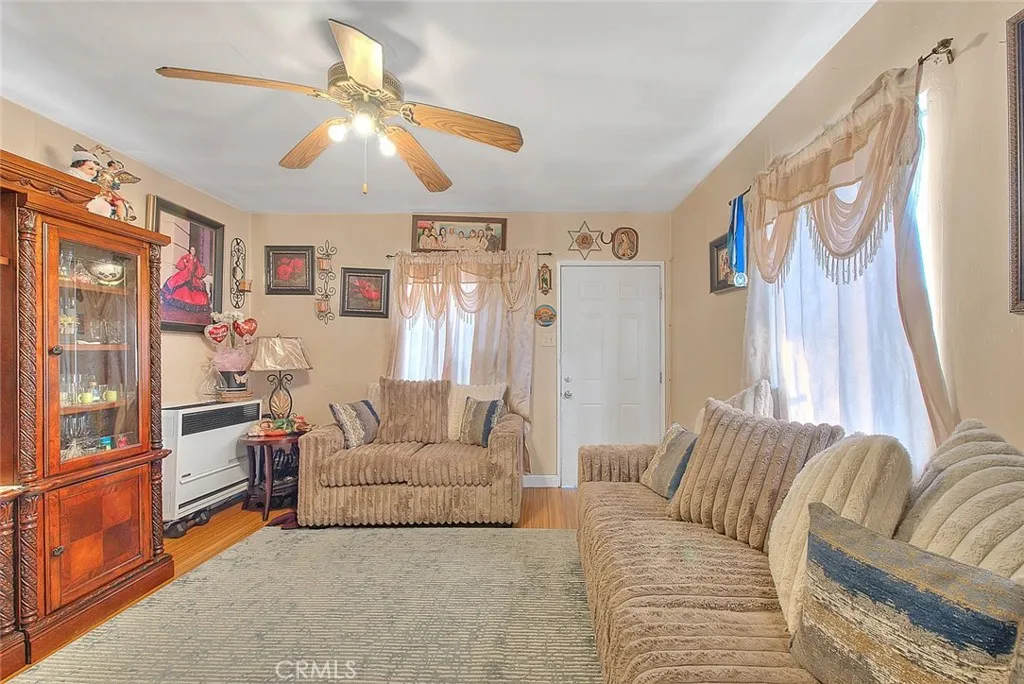 Los Angeles, California 90002, United States, ,Residential,Active,90322