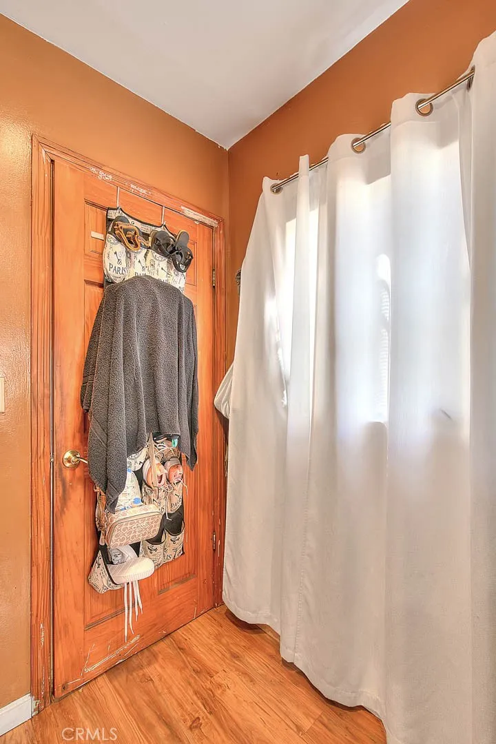 Los Angeles, California 90002, United States, ,Residential,Active,90322