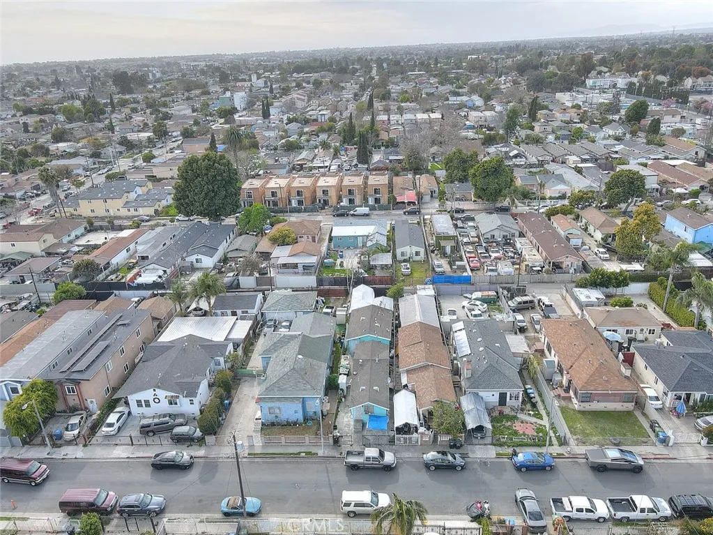 Los Angeles, California 90002, United States, ,Residential,Active,90322