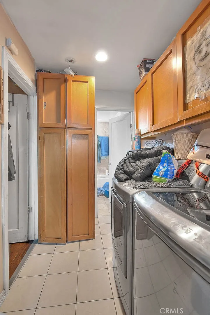 Los Angeles, California 90002, United States, ,Residential,Active,90322