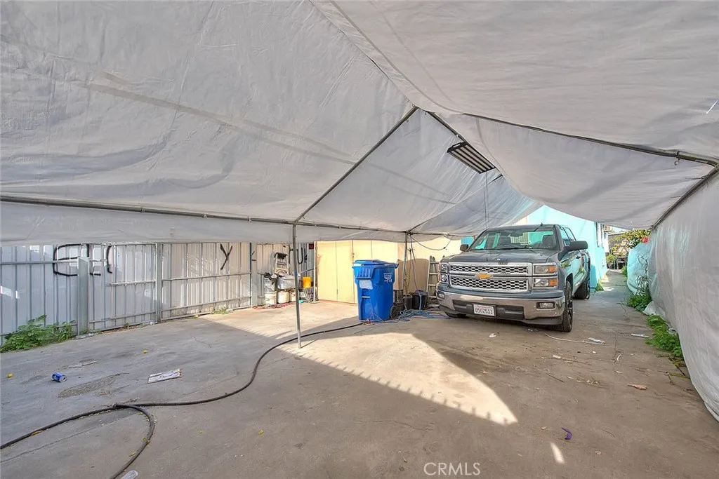 Los Angeles, California 90002, United States, ,Residential,Active,90322