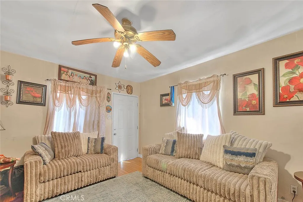 Los Angeles, California 90002, United States, ,Residential,Active,90322