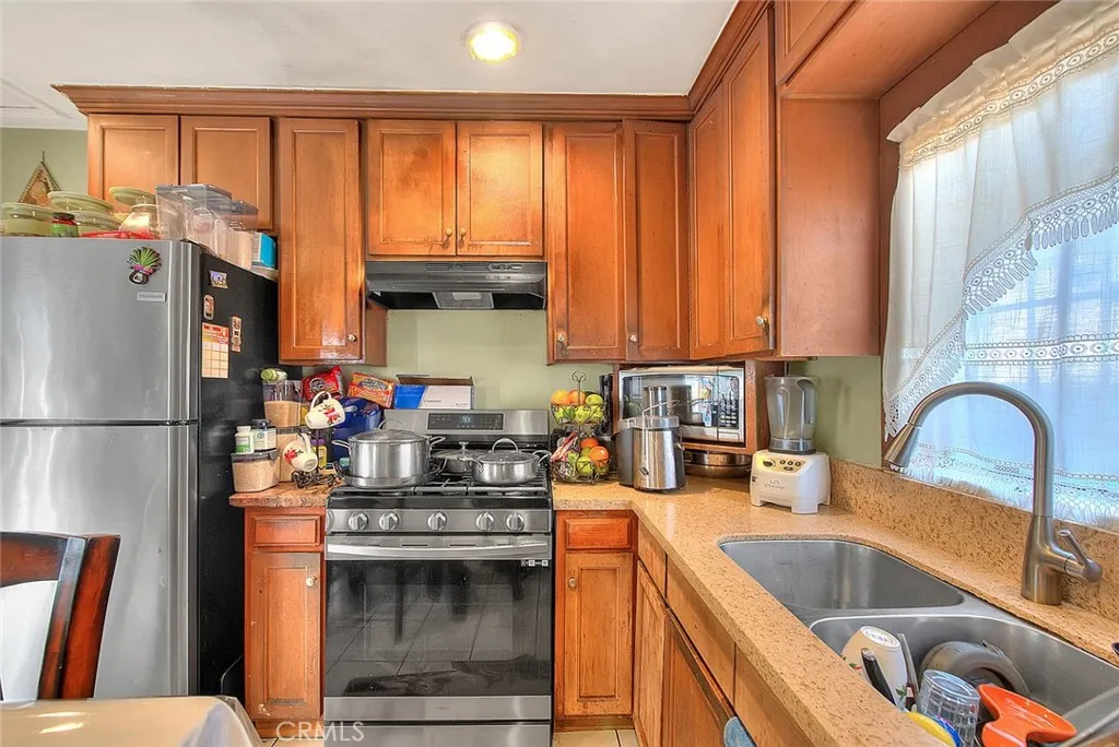 Los Angeles, California 90002, United States, ,Residential,Active,90322