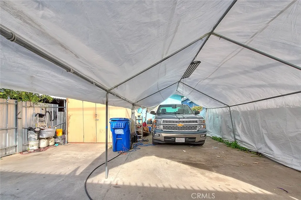 Los Angeles, California 90002, United States, ,Residential,Active,90322