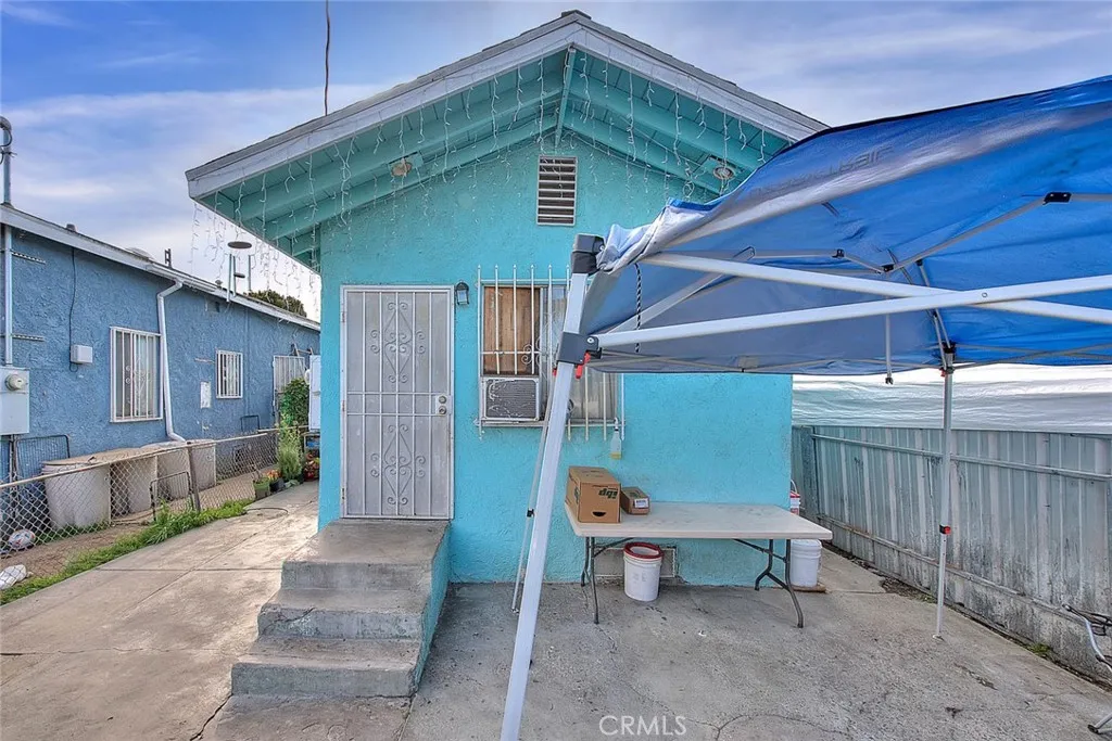 Los Angeles, California 90002, United States, ,Residential,Active,90322