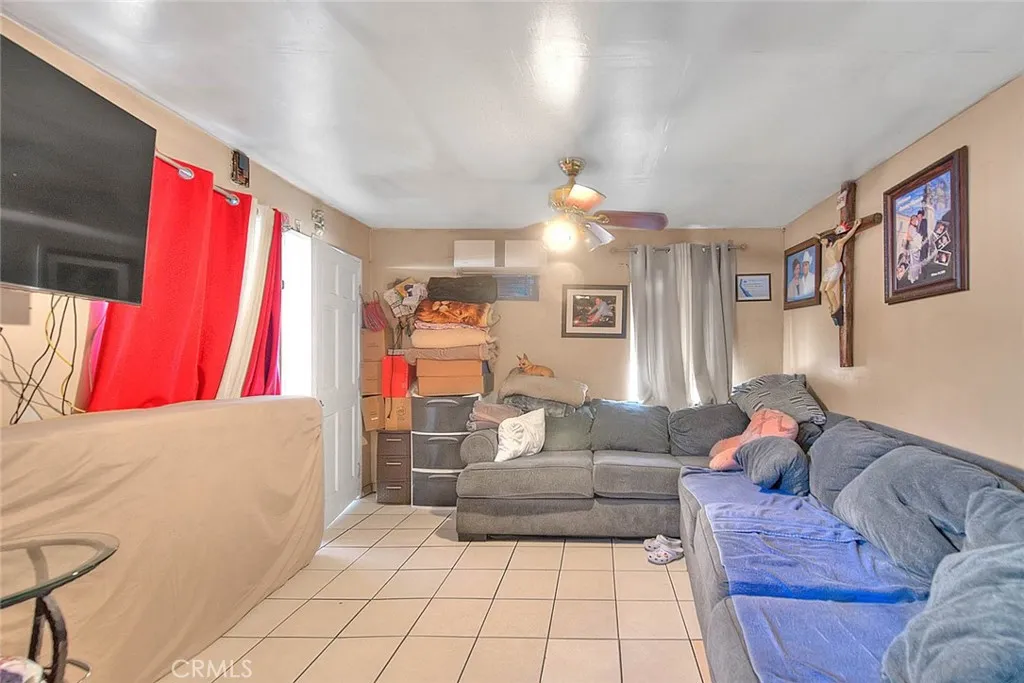 Los Angeles, California 90002, United States, ,Residential,Active,90322