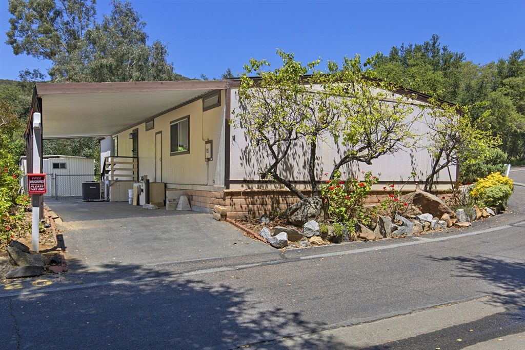 listing image 130722419705648794529
