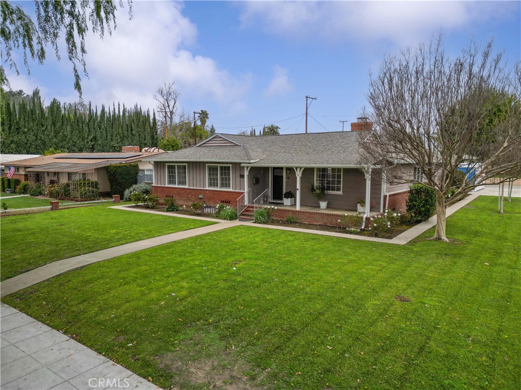 431 Preciado Street