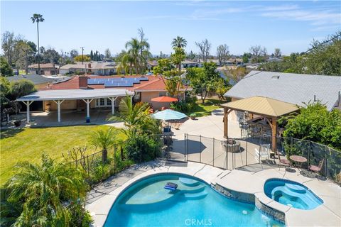 818 W Bonnie Brae Court Ontario CA 91762
