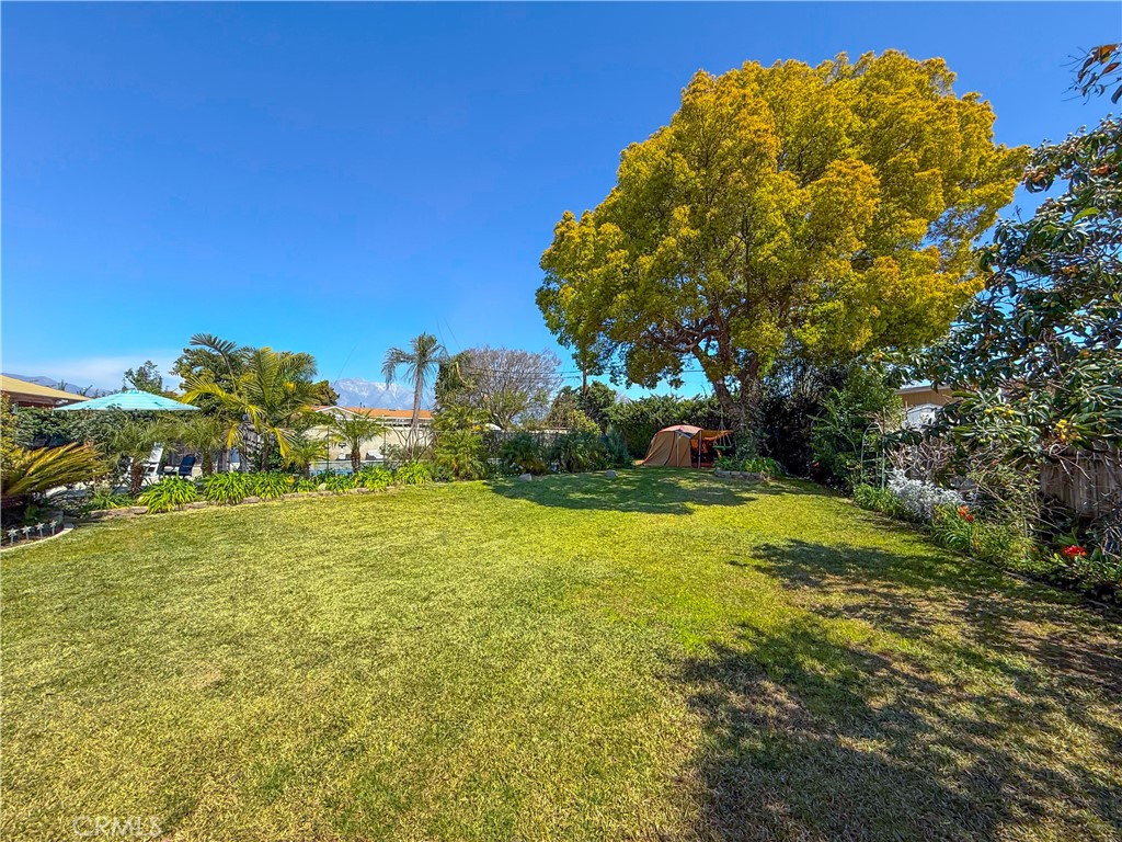 818 W Bonnie Brae Court