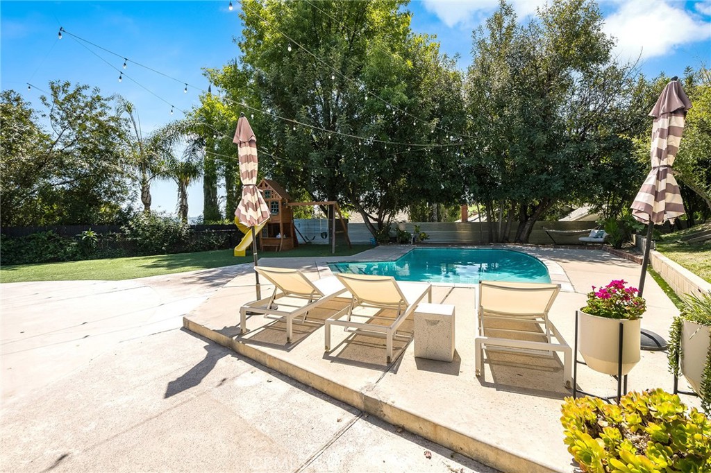 7031 Scarborough Peak Drive